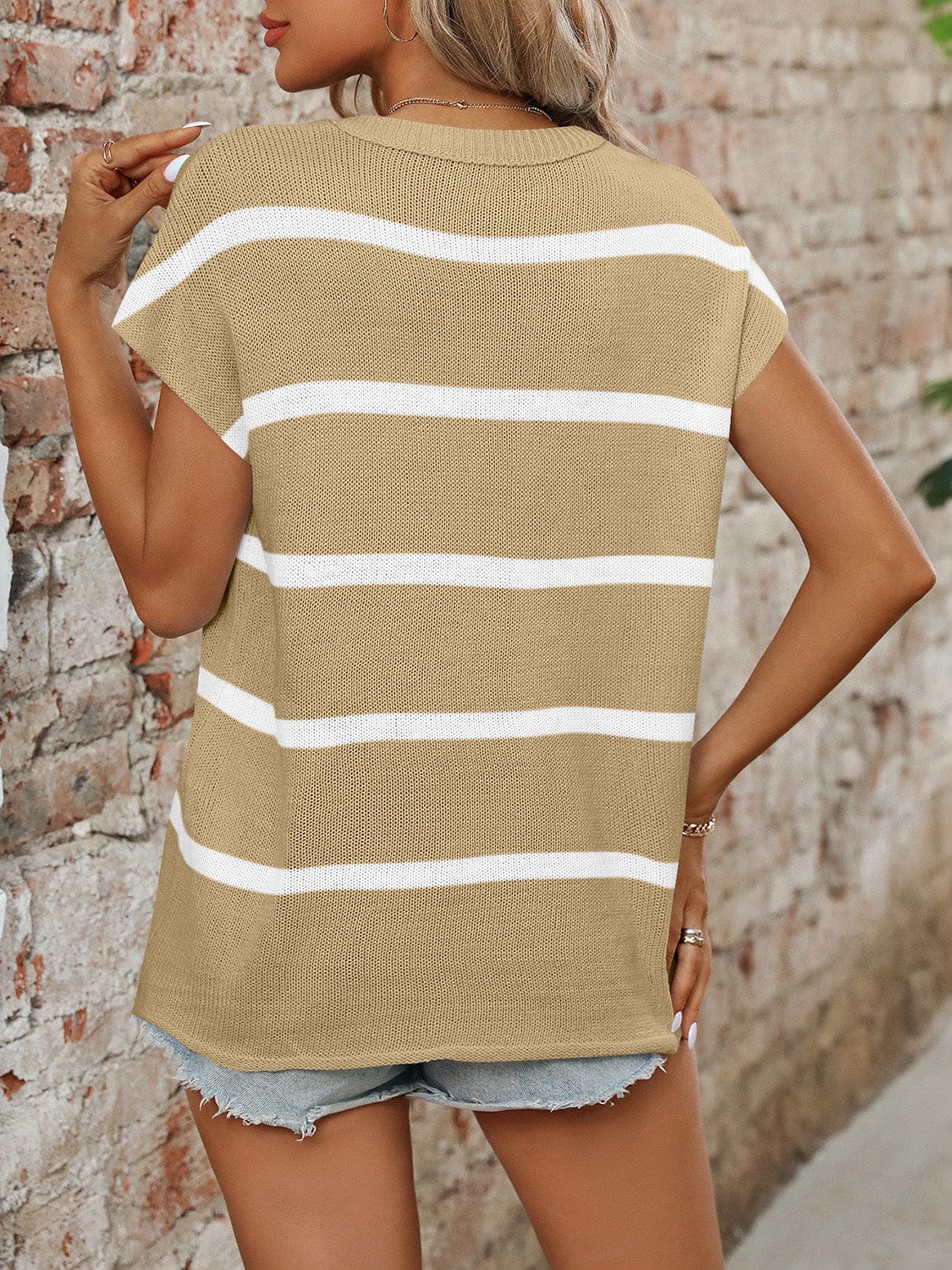Trendsi Fall Striped Round Neck Short Sleeve Knit Top Striped Round Neck Short Sleeve Knit Top