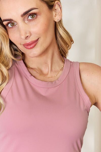 Trendsi Basic Bae Full Size Round Neck Slim Tank Basic Bae Full Size Round Neck Slim Tank