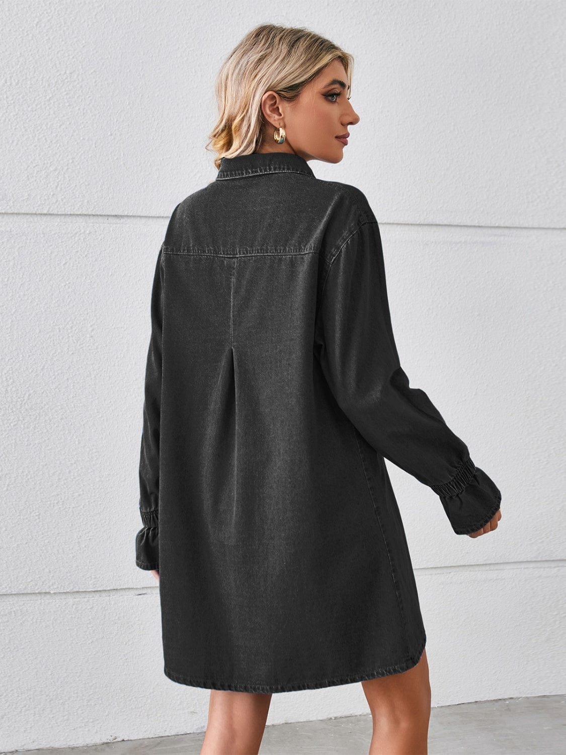 Trendsi Pocketed Dropped Shoulder Mini Denim Dress Pocketed Dropped Shoulder Mini Denim Dress