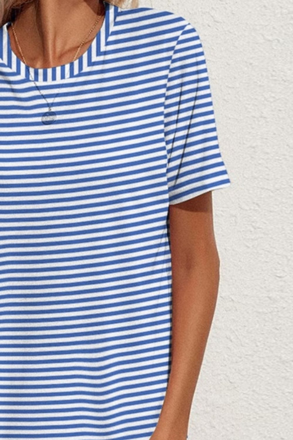 Trendsi Pocketed Striped Round Neck Short Sleeve Dress Pocketed Striped Round Neck Short Sleeve Dress