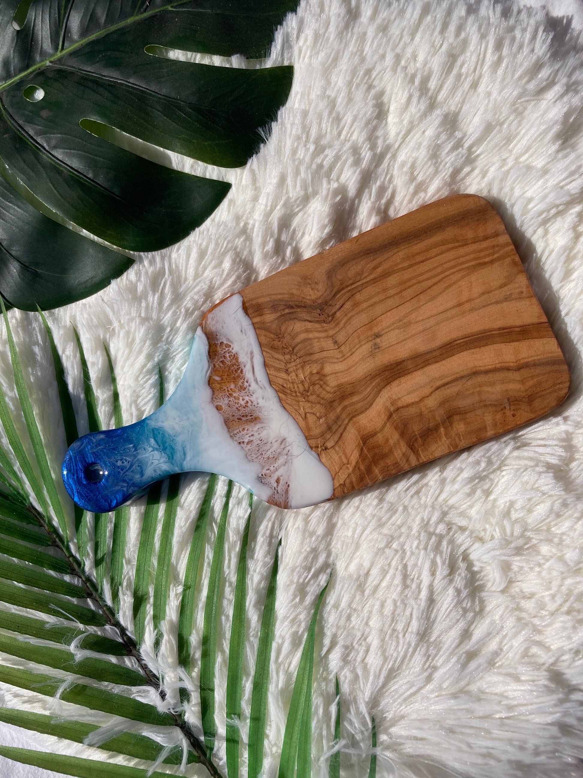 Ocean Charcuterie Board, Resin Charcuterie Board, Ocean Waves Cutting Board, Nautical Cheese Serving Tray, Beach House Decor Gift