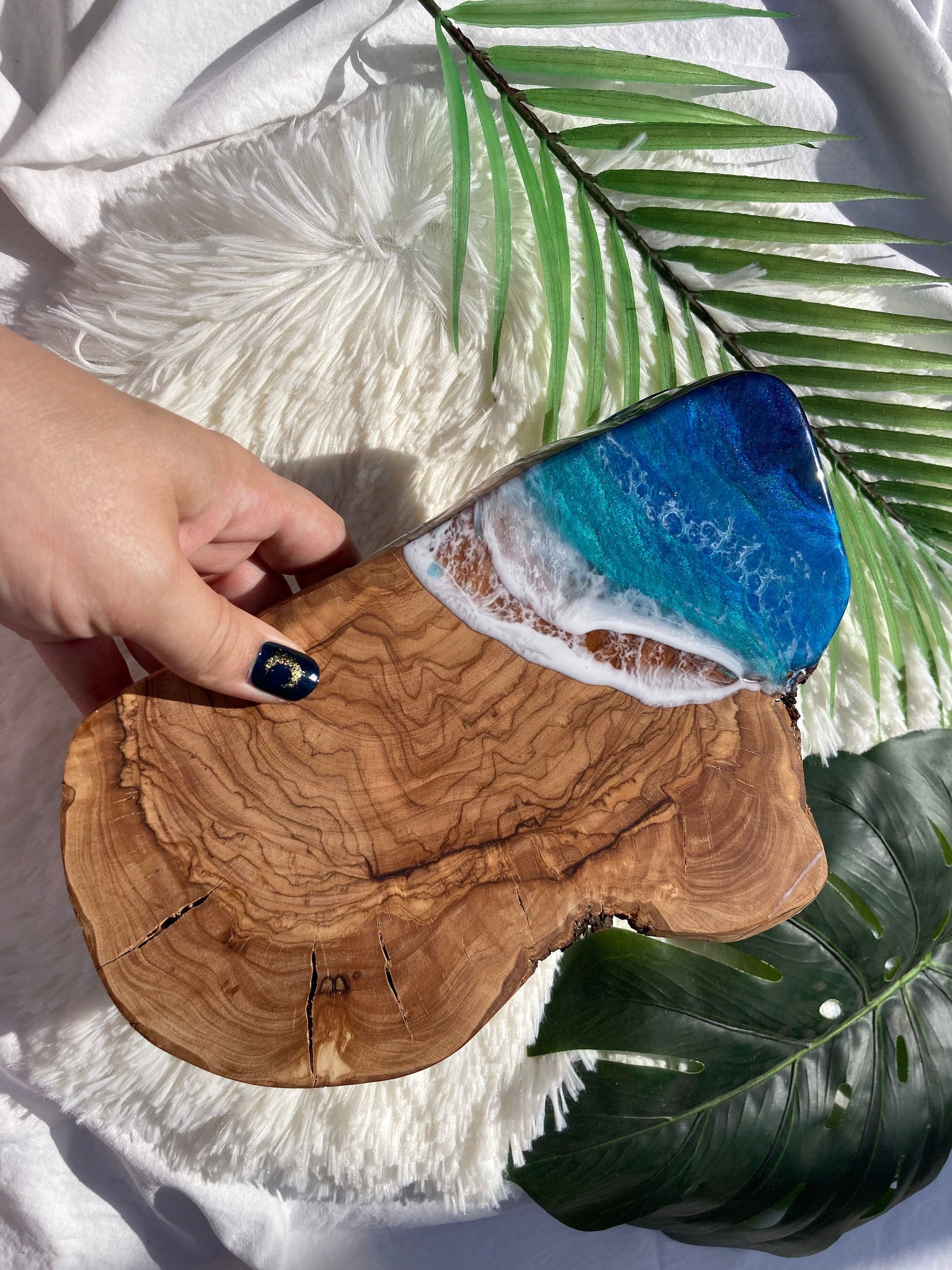 Ocean Charcuterie Board, Resin Charcuterie Board, Ocean Waves Cutting Board, Nautical Cheese Serving Tray, Beach House Decor Gift