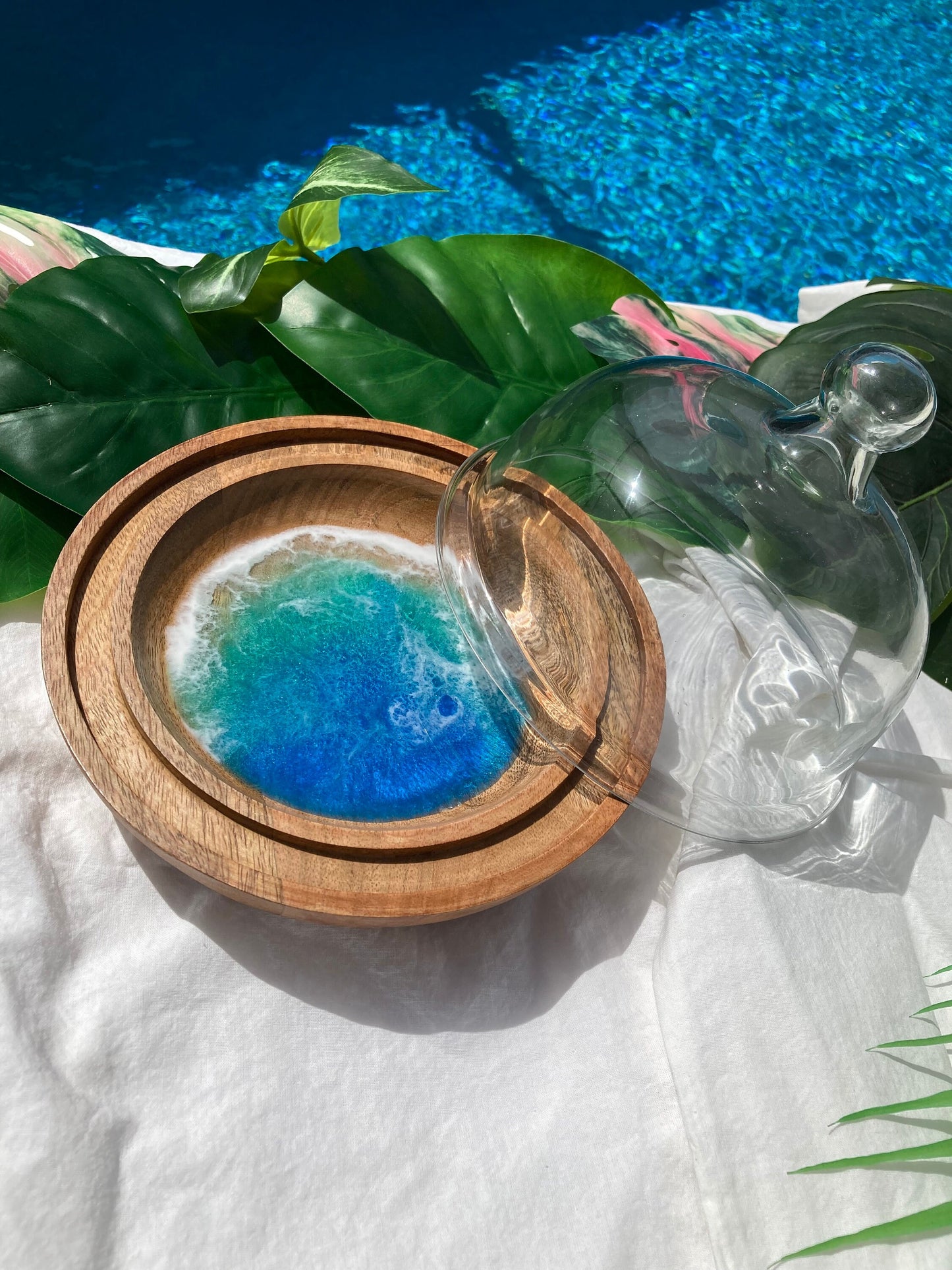 Coastal Decor Glass Cheese Dome with Ocean Resin Accent