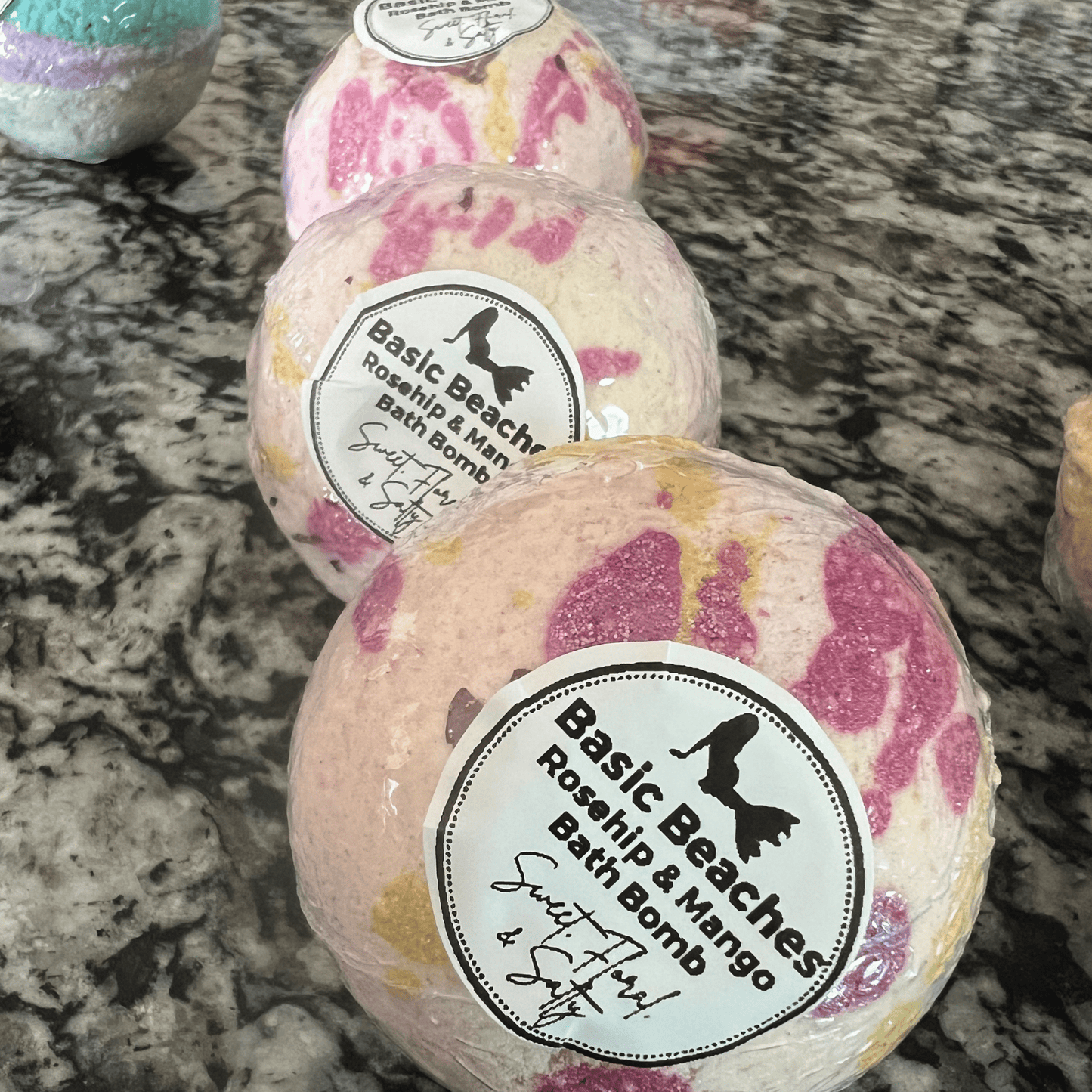 On The Rocks Apothecary bath bomb Bath Bomb / 3-pack / Basic Beaches Bath Bombs & Shower Steamers Bath Bombs & Shower Steamers