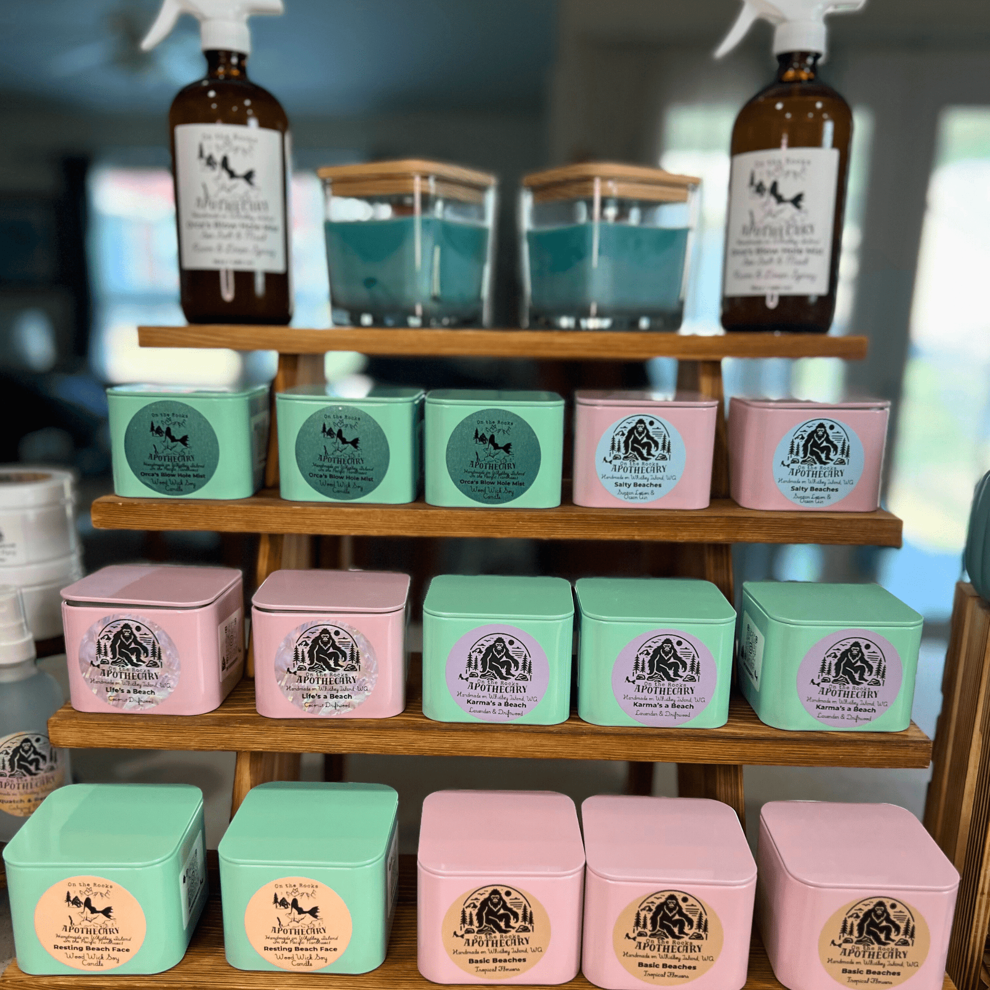 On The Rocks Apothecary candles 8oz Hand-poured Wood Wick Candles 8oz Hand-poured Wood Wick Candles