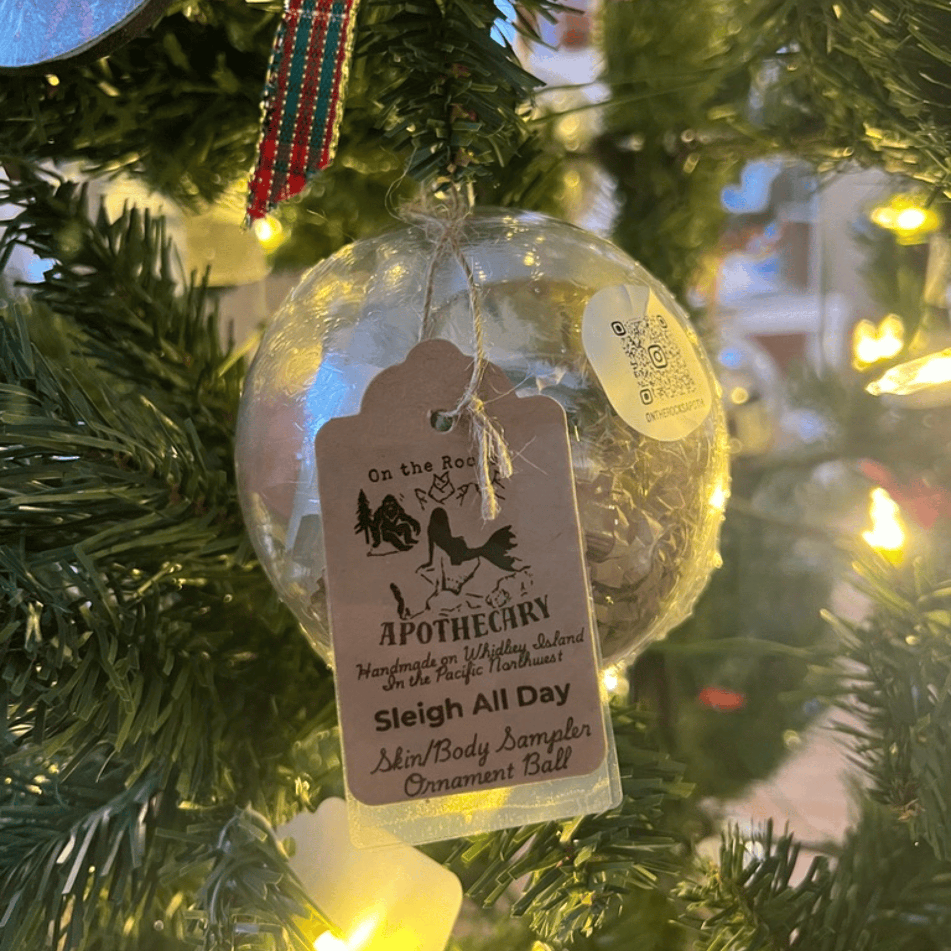 On The Rocks Apothecary Lotion Holiday Sampler Ornament Balls Holiday Sampler Ornament Balls