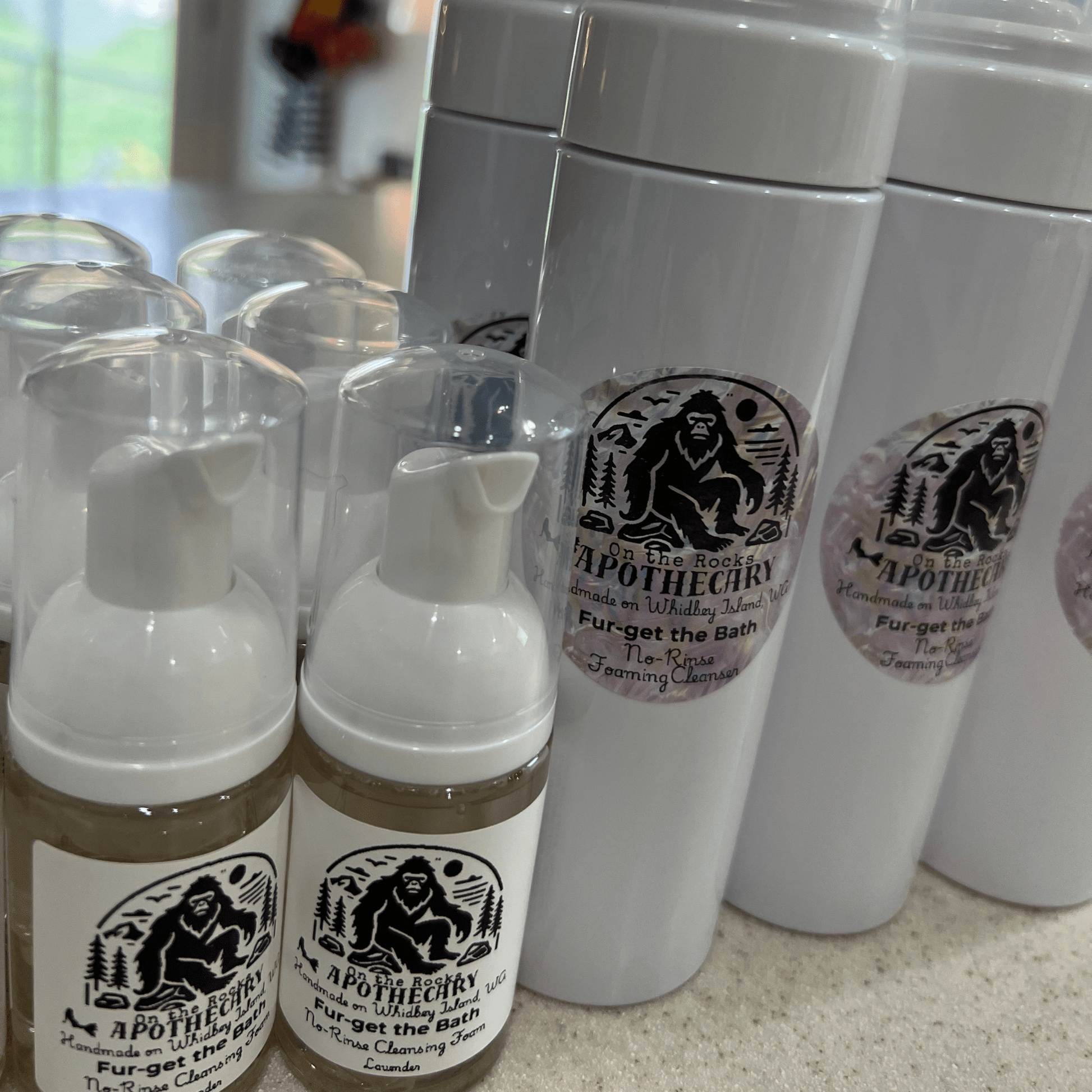 On The Rocks Apothecary Pet Grooming Fur-get the Bath - No Rinse Cleansing Foam Fur-get the Bath - No Rinse Cleansing Foam