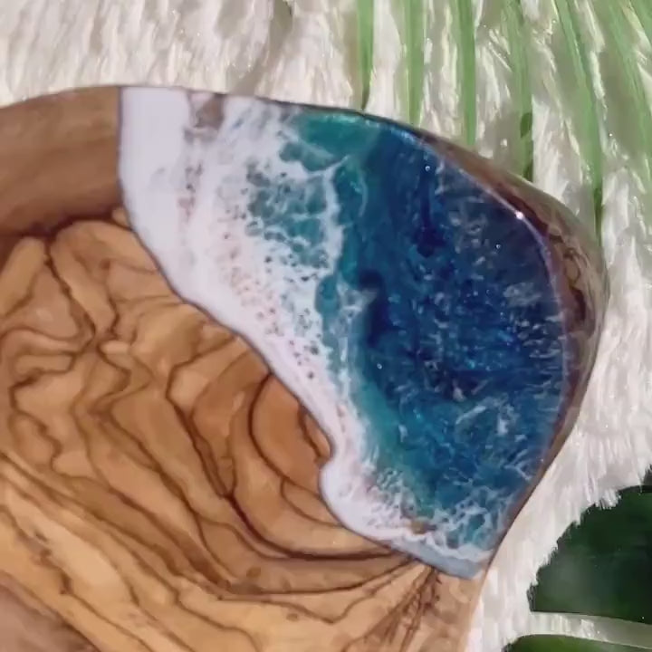 Ocean Charcuterie Board, Resin Charcuterie Board, Ocean Waves Cutting Board, Nautical Cheese Serving Tray, Beach House Decor Gift