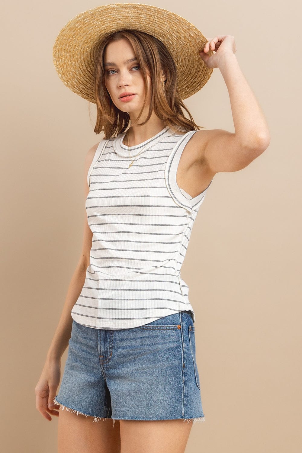 Trendsi Ces Femme Striped Round Neck Tank Ces Femme Striped Round Neck Tank