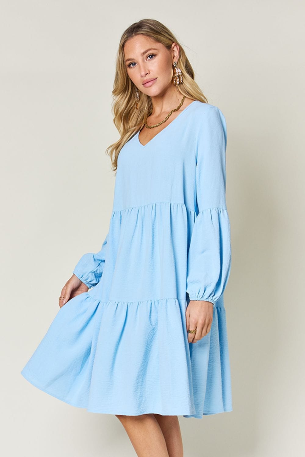 Trendsi Double Take Full Size V-Neck Balloon Sleeve Tiered Dress Double Take Full Size V-Neck Balloon Sleeve Tiered Dress