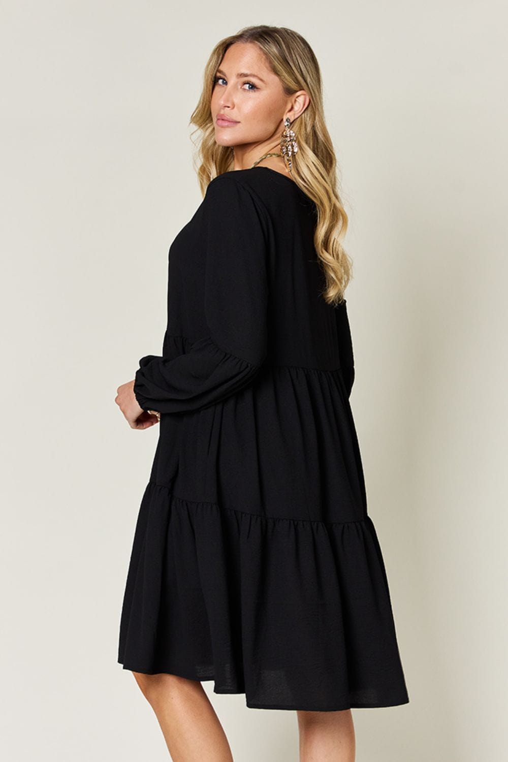 Trendsi Double Take Full Size V-Neck Balloon Sleeve Tiered Dress Double Take Full Size V-Neck Balloon Sleeve Tiered Dress