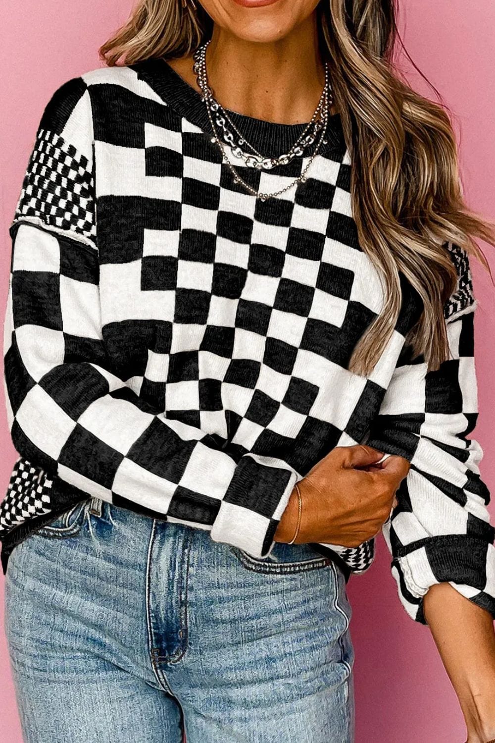 Trendsi Fall Black / S Checkered Round Neck Long Sleeve Sweater Checkered Round Neck Long Sleeve Sweater