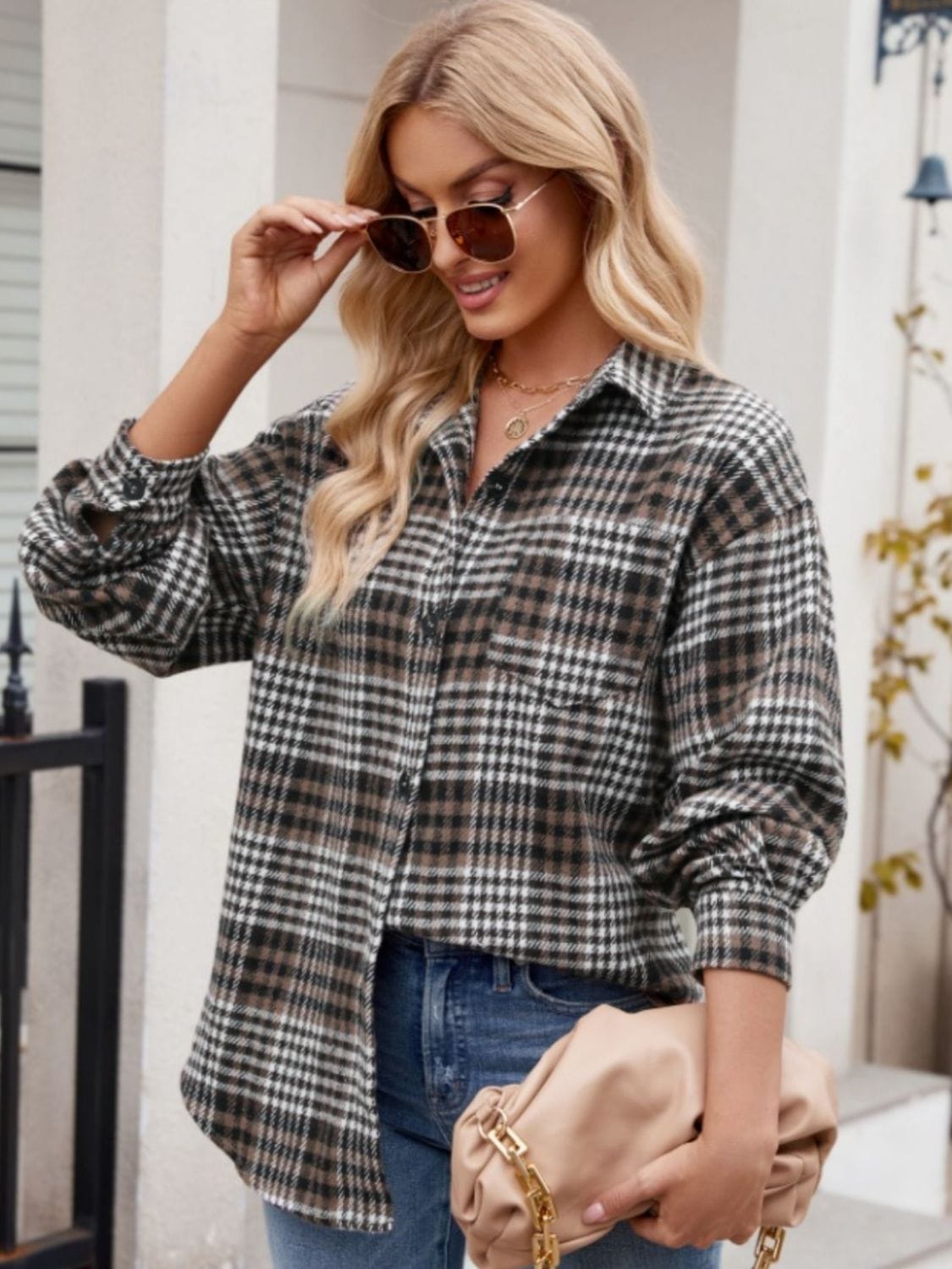 Trendsi Fall Chocolate / S Pocketed Plaid Collared Neck Long Sleeve Shirt Pocketed Plaid Collared Neck Long Sleeve Shirt
