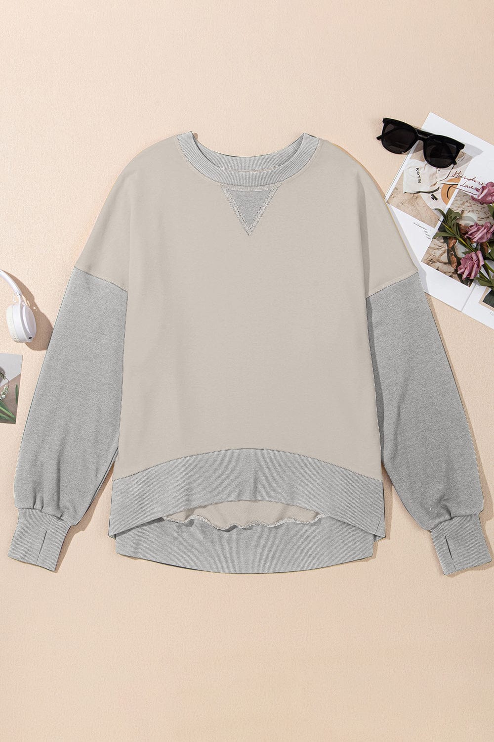 Trendsi Fall Contrast Round Neck Long Sleeve Sweatshirt Contrast Round Neck Long Sleeve Sweatshirt