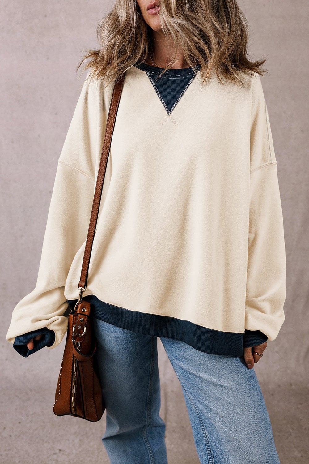 Trendsi Fall Contrast Round Neck Long Sleeve Sweatshirt Contrast Round Neck Long Sleeve Sweatshirt