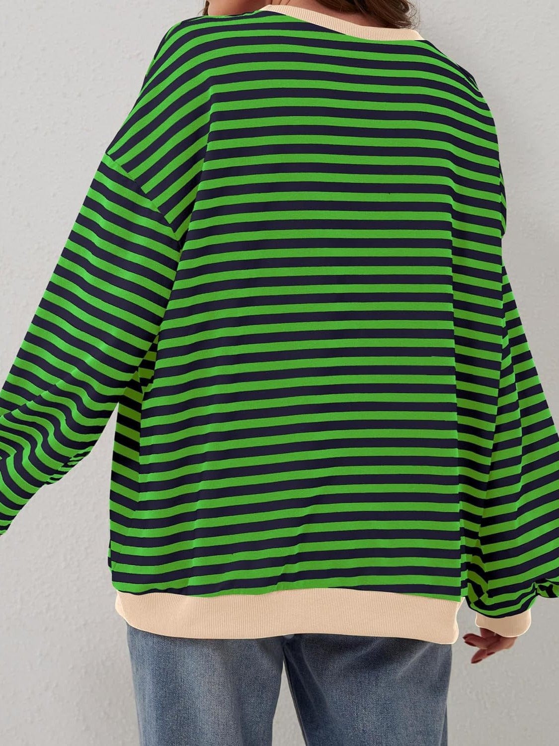 Trendsi Fall Contrast Striped Long Sleeve Sweatshirt Contrast Striped Long Sleeve Sweatshirt