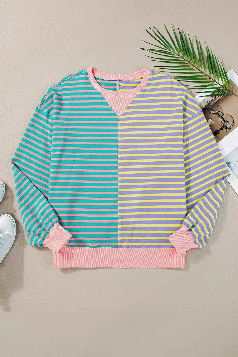 Trendsi Fall Contrast Stripes Round Neck Long Sleeve Sweatshirt Contrast Stripes Round Neck Long Sleeve Sweatshirt