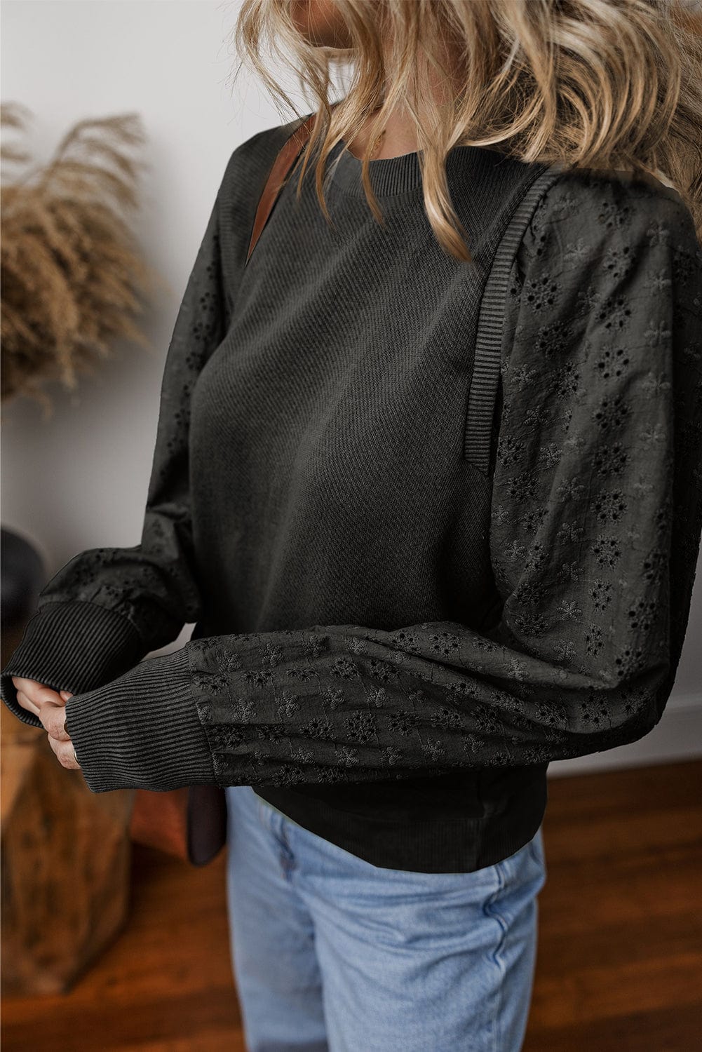 Trendsi Fall Eyelet Round Neck Long Sleeve Sweatshirt Eyelet Round Neck Long Sleeve Sweatshirt
