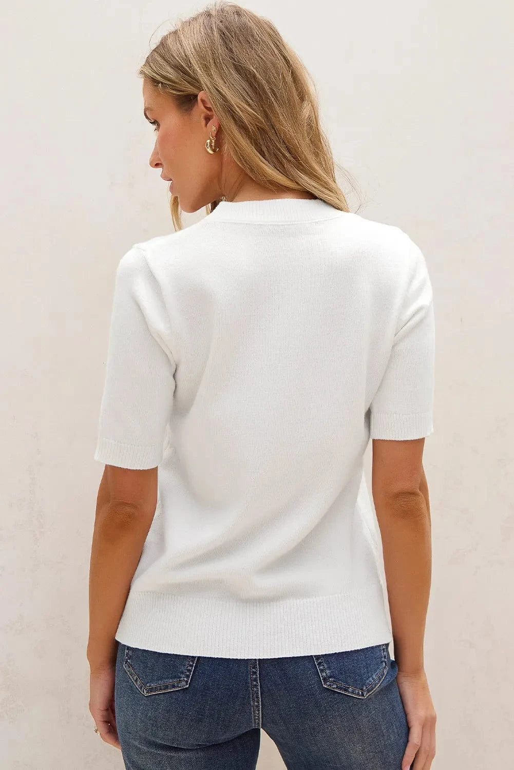 Trendsi Fall Flower Round Neck Short Sleeve Sweater Flower Round Neck Short Sleeve Sweater