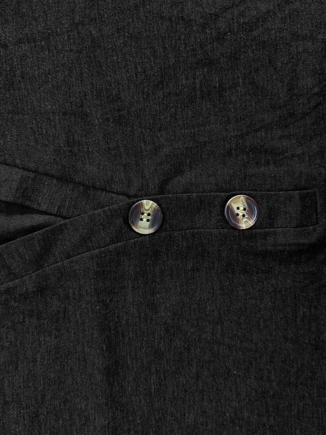 Trendsi Fall Full Size Notched Long Sleeve T-Shirt Full Size Notched Long Sleeve T-Shirt