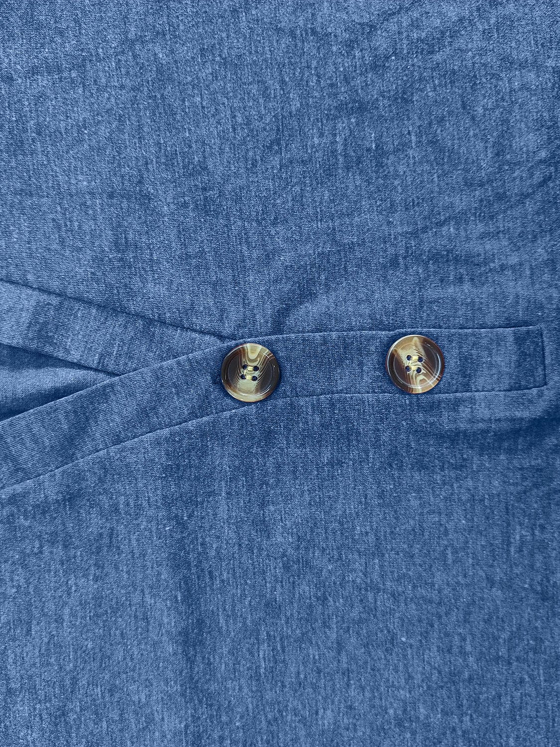 Trendsi Fall Full Size Notched Long Sleeve T-Shirt Full Size Notched Long Sleeve T-Shirt