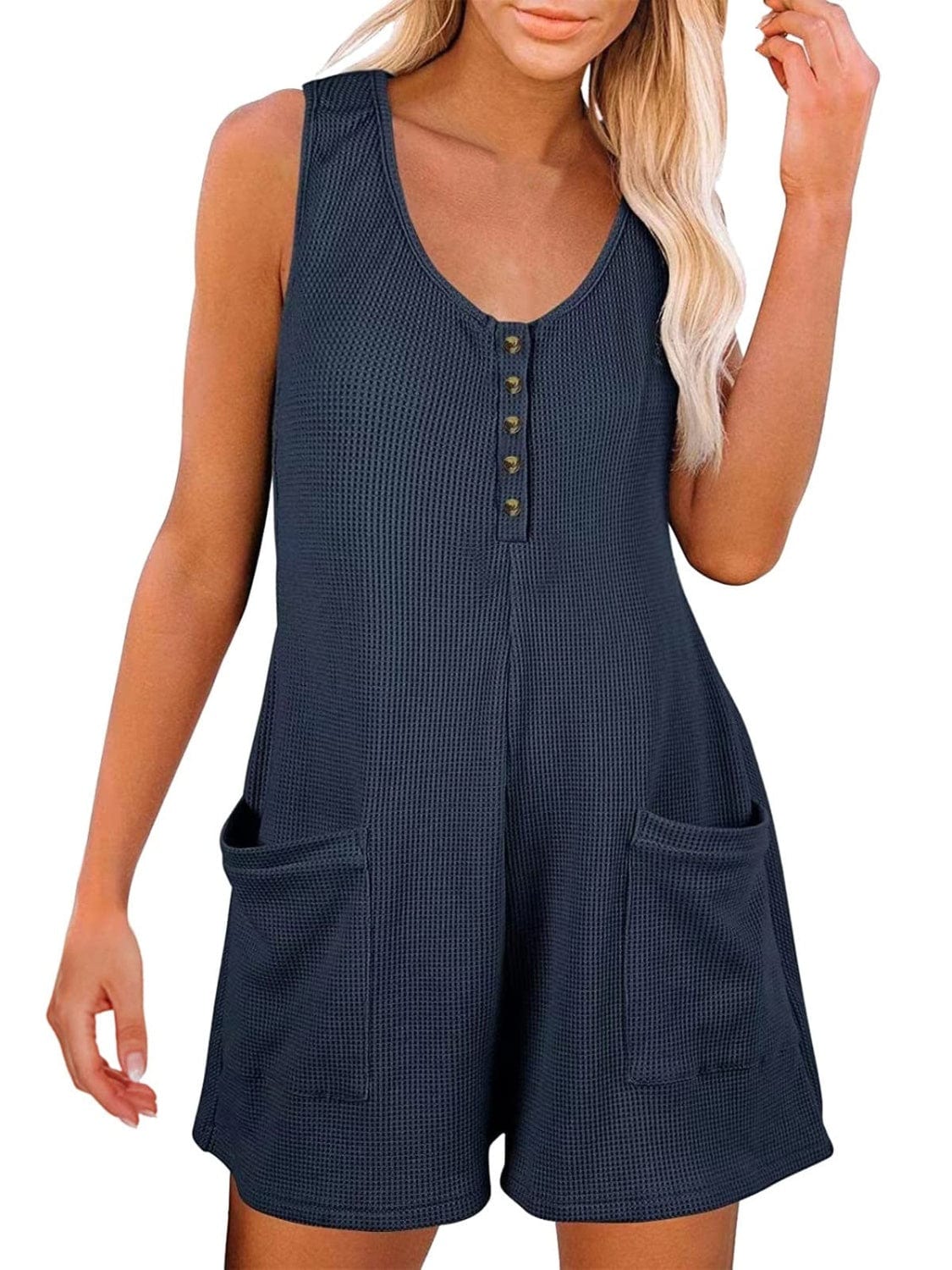 Trendsi Fall Full Size Pocketed Scoop Neck Sleeveless Romper Full Size Pocketed Scoop Neck Sleeveless Romper