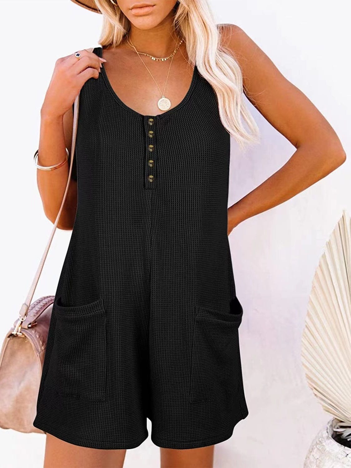 Trendsi Fall Full Size Pocketed Scoop Neck Sleeveless Romper Full Size Pocketed Scoop Neck Sleeveless Romper