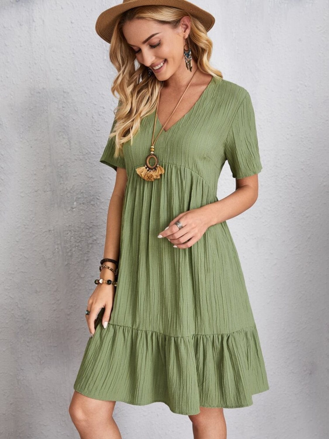 Trendsi Fall Full Size V-Neck Short Sleeve Dress Full Size V-Neck Short Sleeve Dress