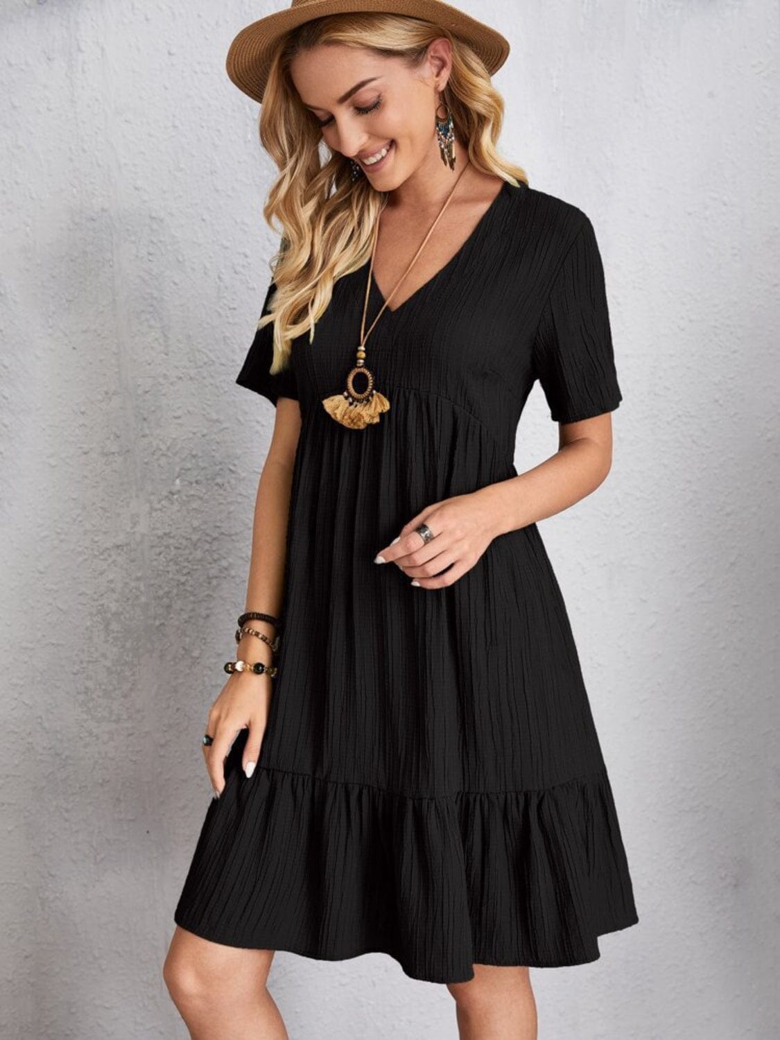 Trendsi Fall Full Size V-Neck Short Sleeve Dress Full Size V-Neck Short Sleeve Dress
