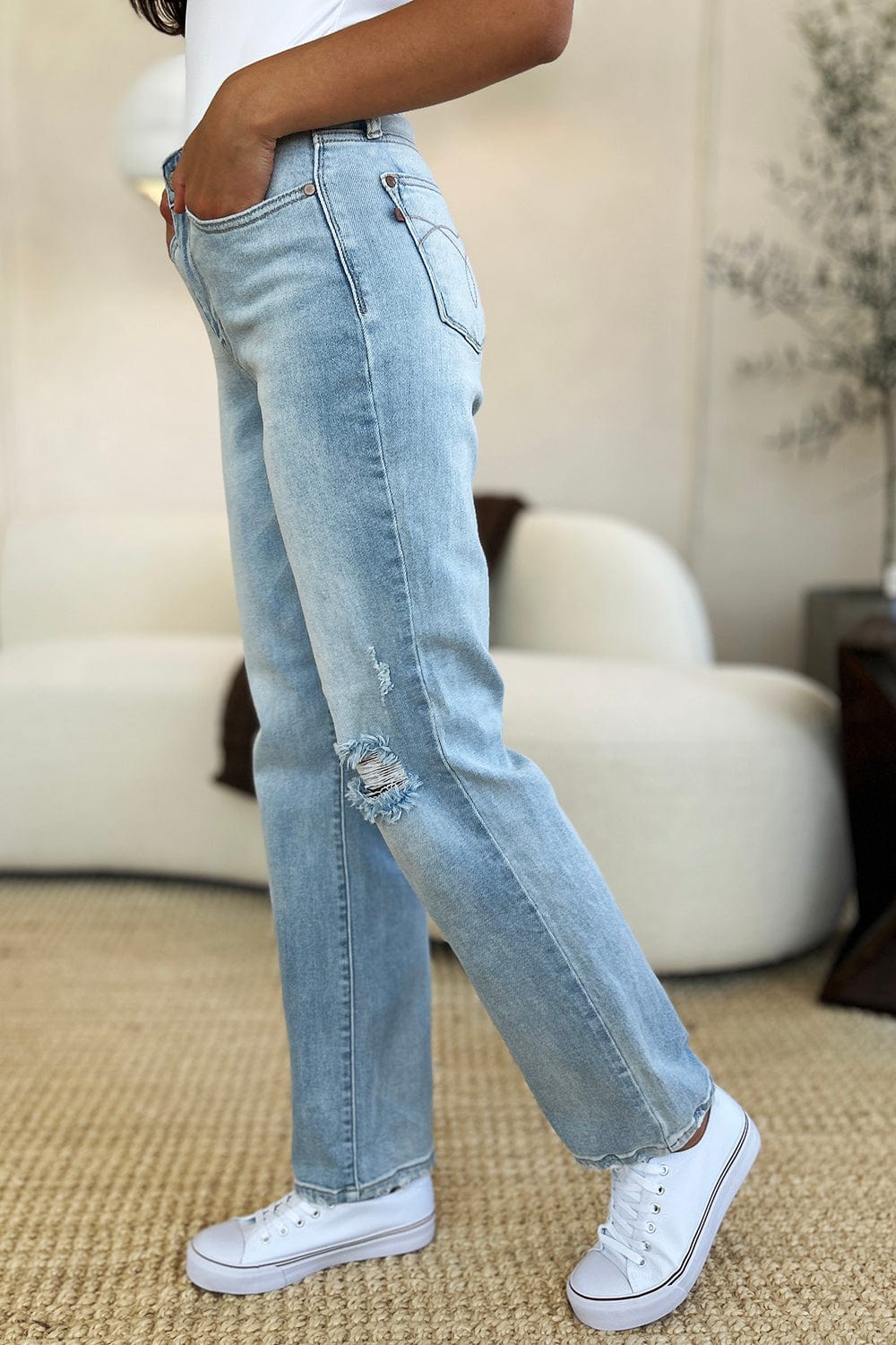 Trendsi Fall Judy Blue Full Size High Waist Distressed Straight Jeans Judy Blue Full Size High Waist Distressed Straight Jeans
