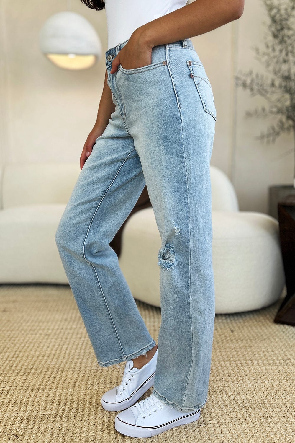 Trendsi Fall Judy Blue Full Size High Waist Distressed Straight Jeans Judy Blue Full Size High Waist Distressed Straight Jeans