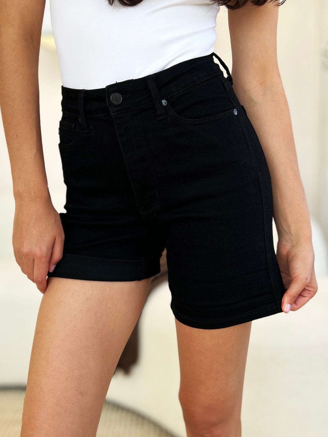 Trendsi Fall Judy Blue Full Size High Waist Tummy Control Cuffed Denim Shorts Judy Blue Full Size High Waist Tummy Control Cuffed Denim Shorts