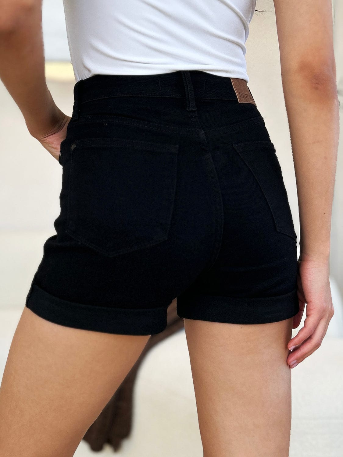 Trendsi Fall Judy Blue Full Size High Waist Tummy Control Cuffed Denim Shorts Judy Blue Full Size High Waist Tummy Control Cuffed Denim Shorts
