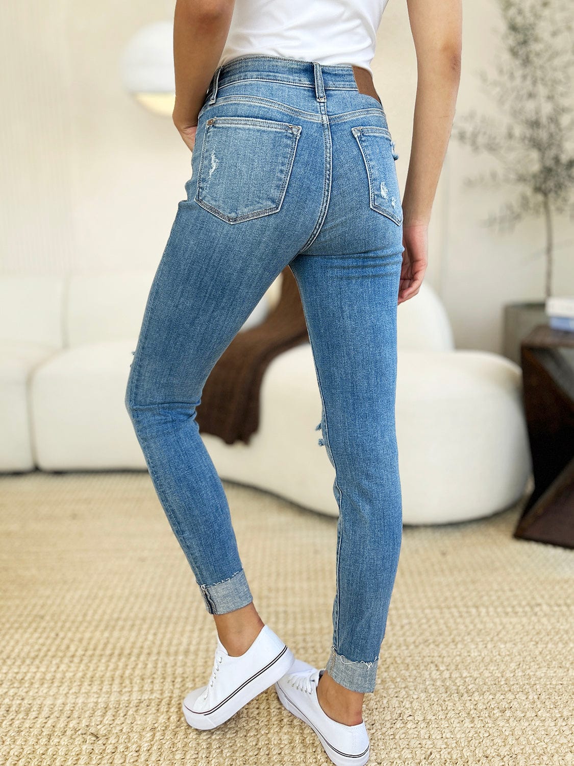 Trendsi Fall Judy Blue Full Size Mid Rise Destroy & Cuff Skinny Jeans Judy Blue Full Size Mid Rise Destroy & Cuff Skinny Jeans