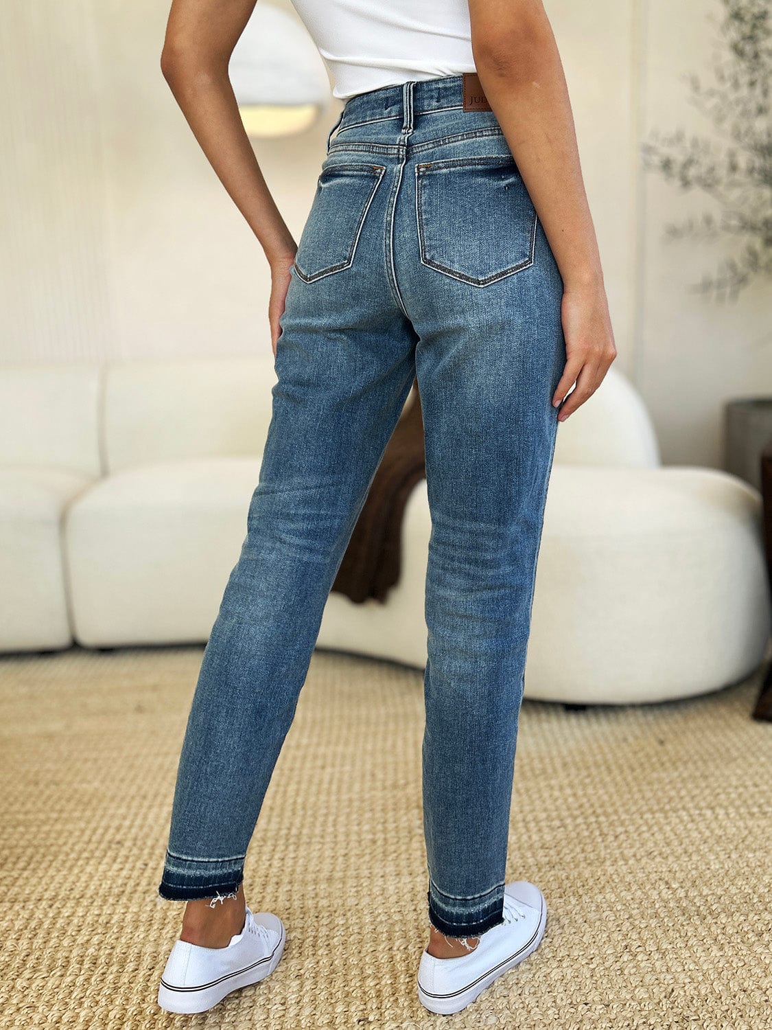 Trendsi Fall Judy Blue Full Size Mid Rise Rigid Magic Release Hem Jeans Judy Blue Full Size Mid Rise Rigid Magic Release Hem Jeans