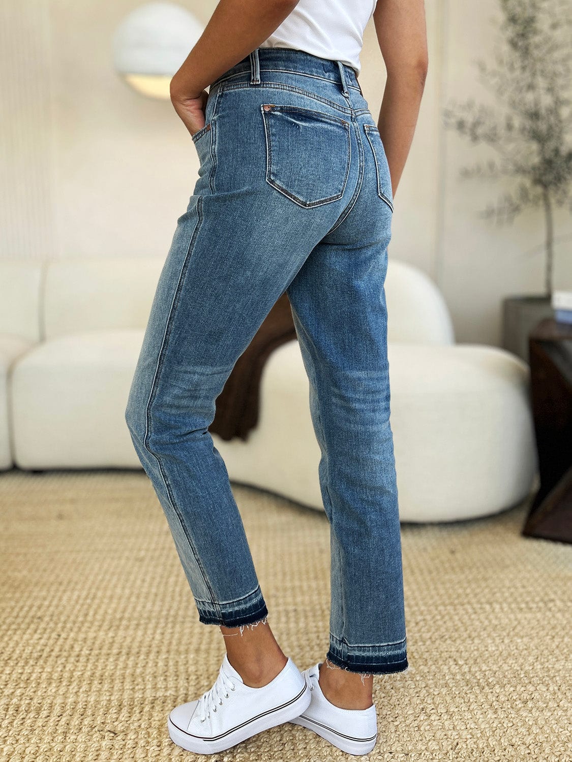 Trendsi Fall Judy Blue Full Size Mid Rise Rigid Magic Release Hem Jeans Judy Blue Full Size Mid Rise Rigid Magic Release Hem Jeans