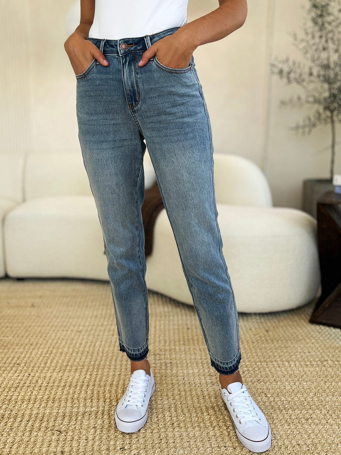 Trendsi Fall Judy Blue Full Size Mid Rise Rigid Magic Release Hem Jeans Judy Blue Full Size Mid Rise Rigid Magic Release Hem Jeans