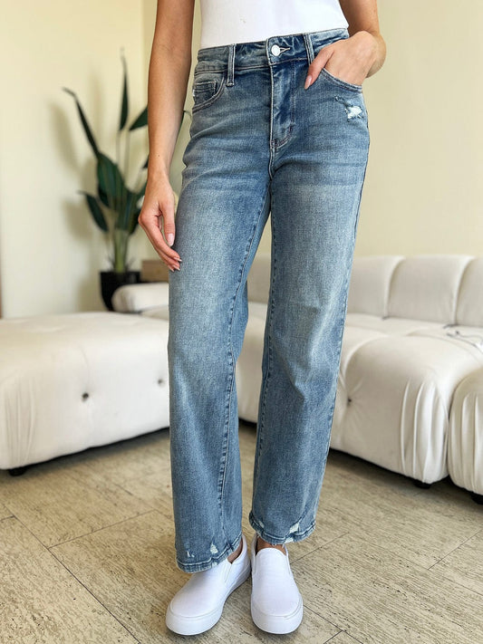Trendsi Fall Medium / 3/26 Judy Blue Full Size Mid Rise Distressed Straight Jeans Judy Blue Full Size Mid Rise Distressed Straight Jeans