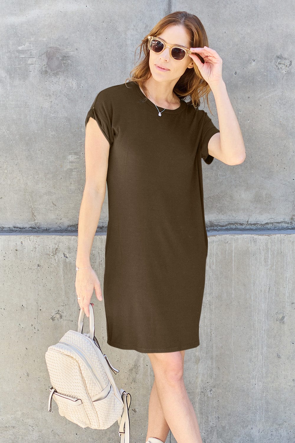 Trendsi Fall Mocha / S Basic Bae Full Size Round Neck Short Sleeve Dress with Pockets Basic Bae Full Size Round Neck Short Sleeve Dress with Pockets