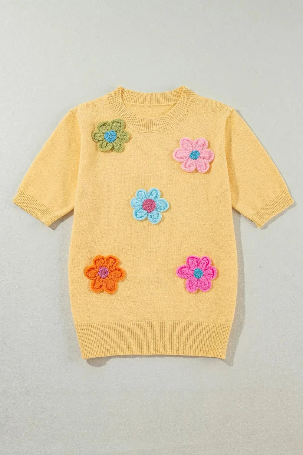 Trendsi Fall Pastel Yellow / S Flower Round Neck Short Sleeve Sweater Flower Round Neck Short Sleeve Sweater