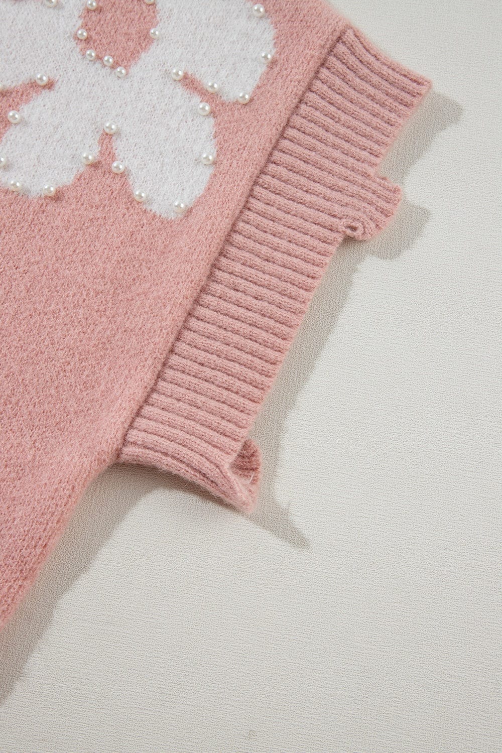 Trendsi Fall Pearl Trim Round Neck Short Sleeve Sweater Pearl Trim Round Neck Short Sleeve Sweater