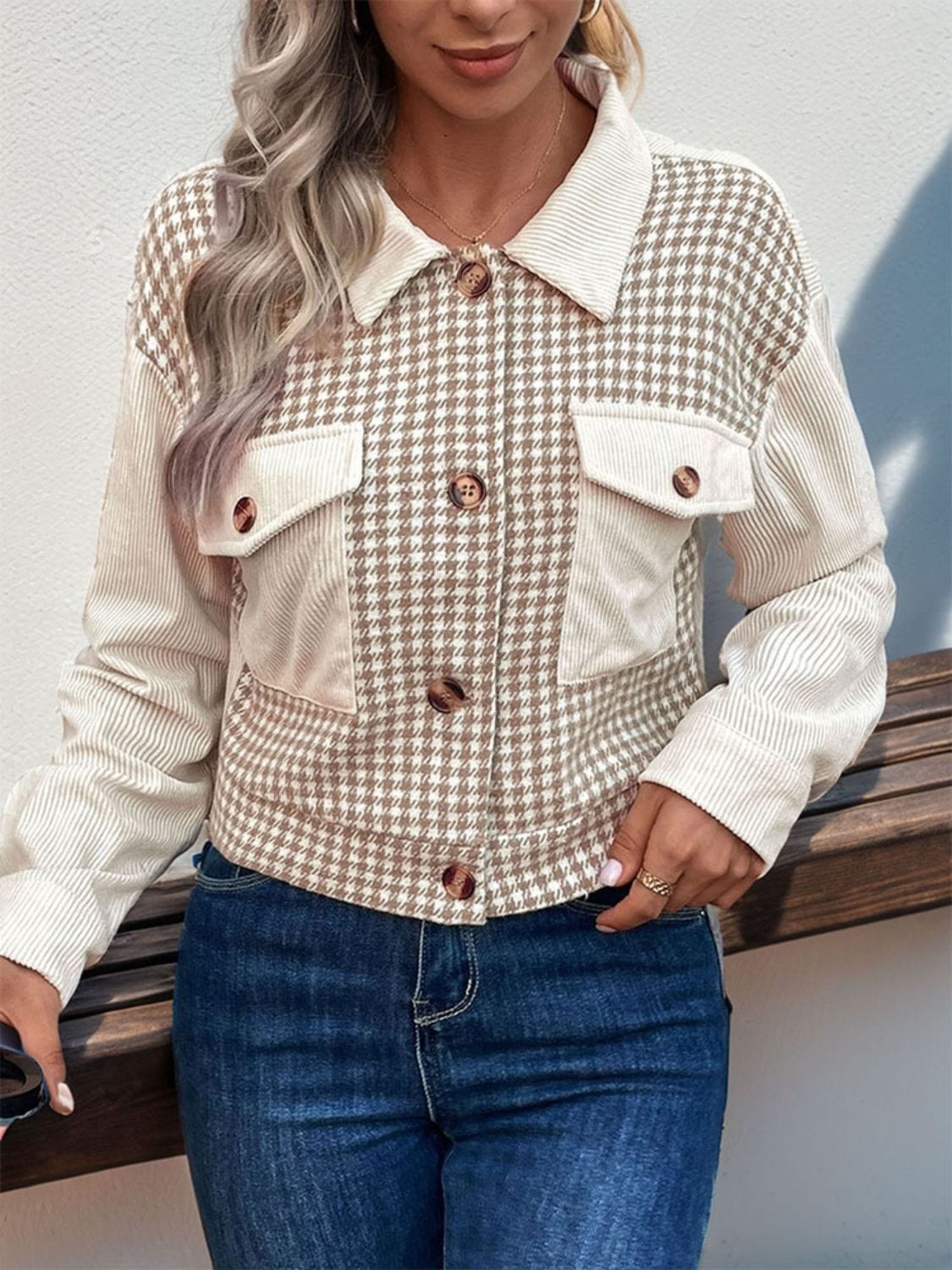 Trendsi Fall Pocketed Houndstooth Long Sleeve Jacket Pocketed Houndstooth Long Sleeve Jacket