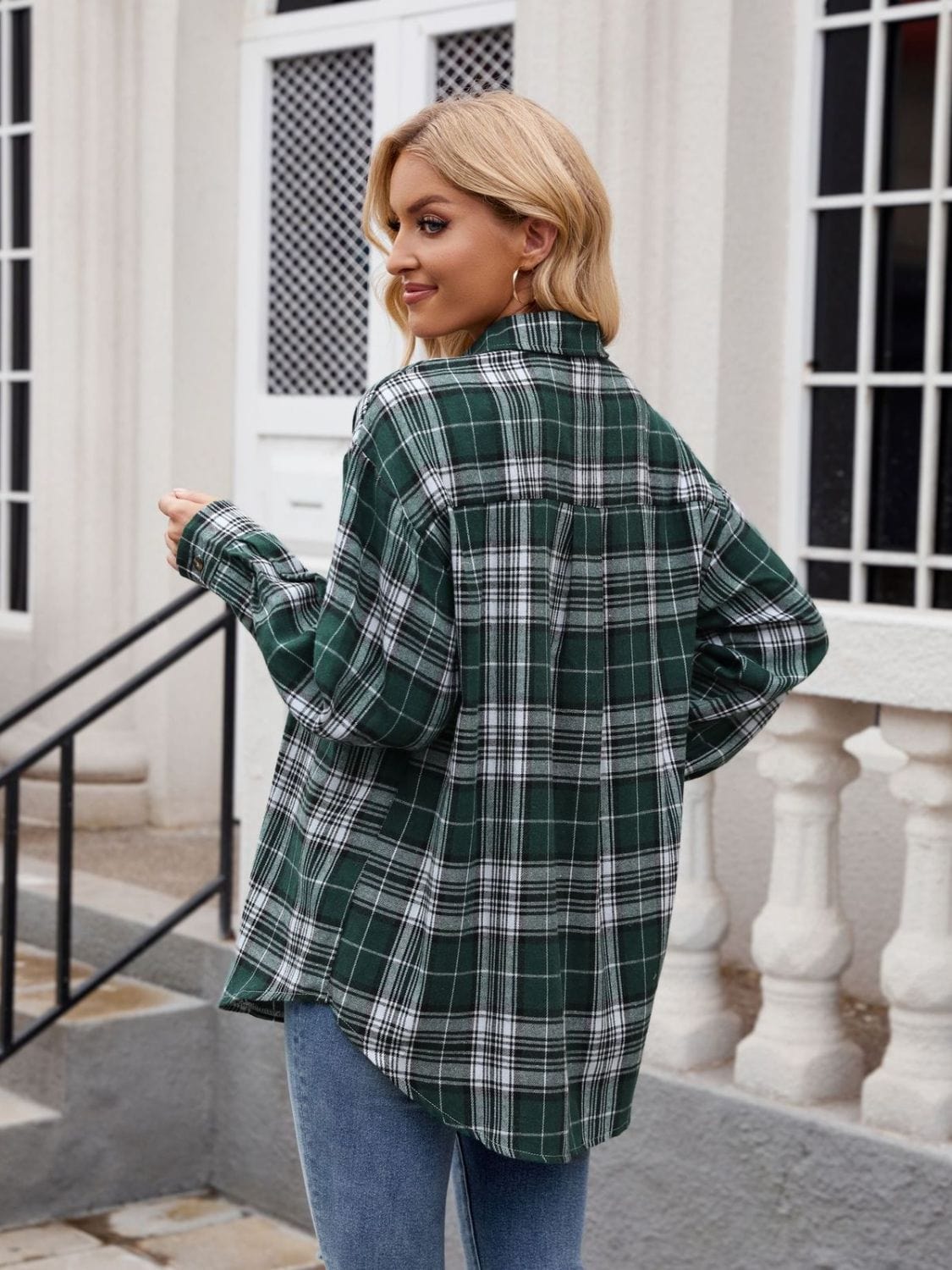 Trendsi Fall Pocketed Plaid Collared Neck Long Sleeve Shirt Pocketed Plaid Collared Neck Long Sleeve Shirt