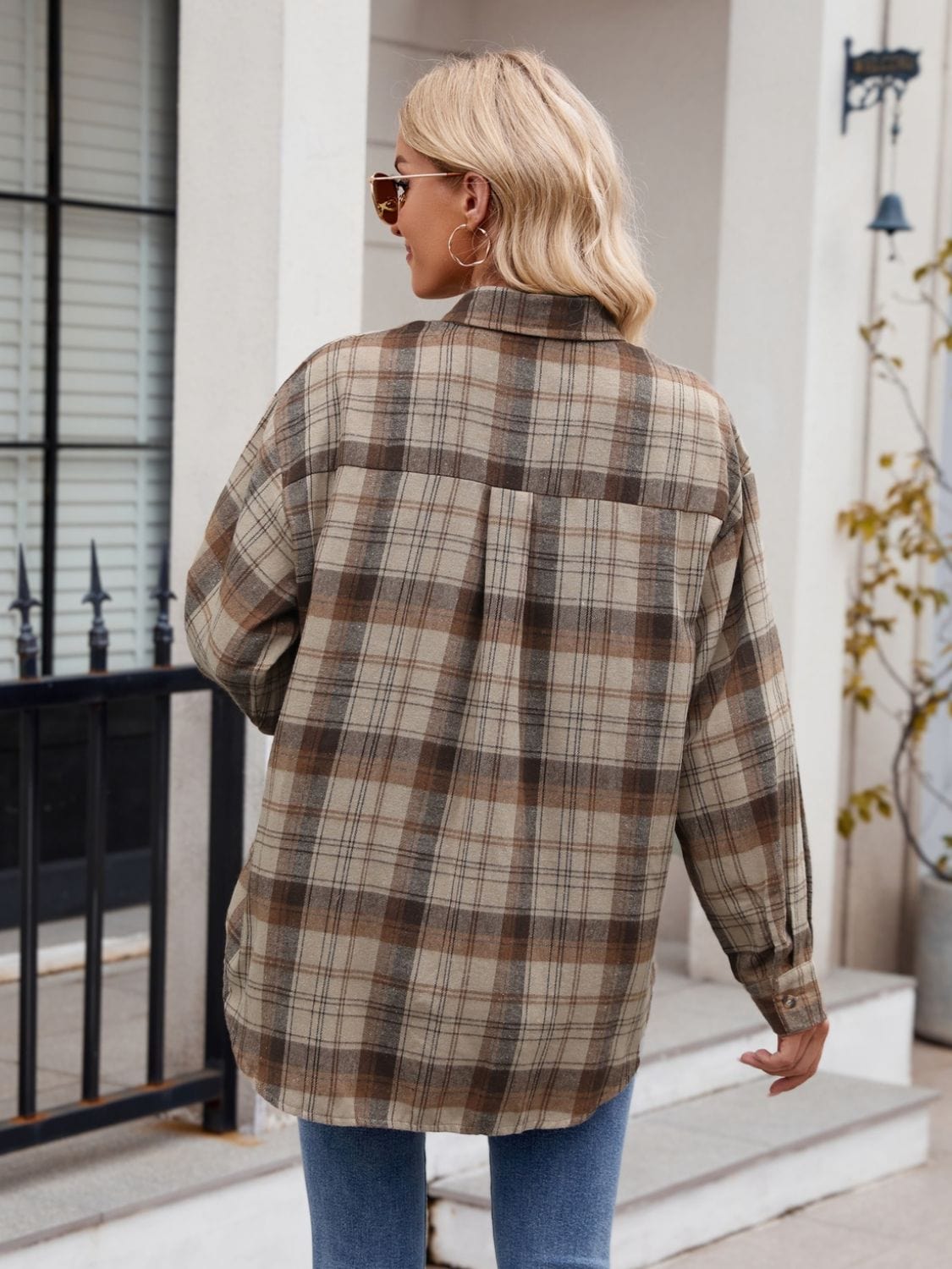 Trendsi Fall Pocketed Plaid Collared Neck Long Sleeve Shirt Pocketed Plaid Collared Neck Long Sleeve Shirt