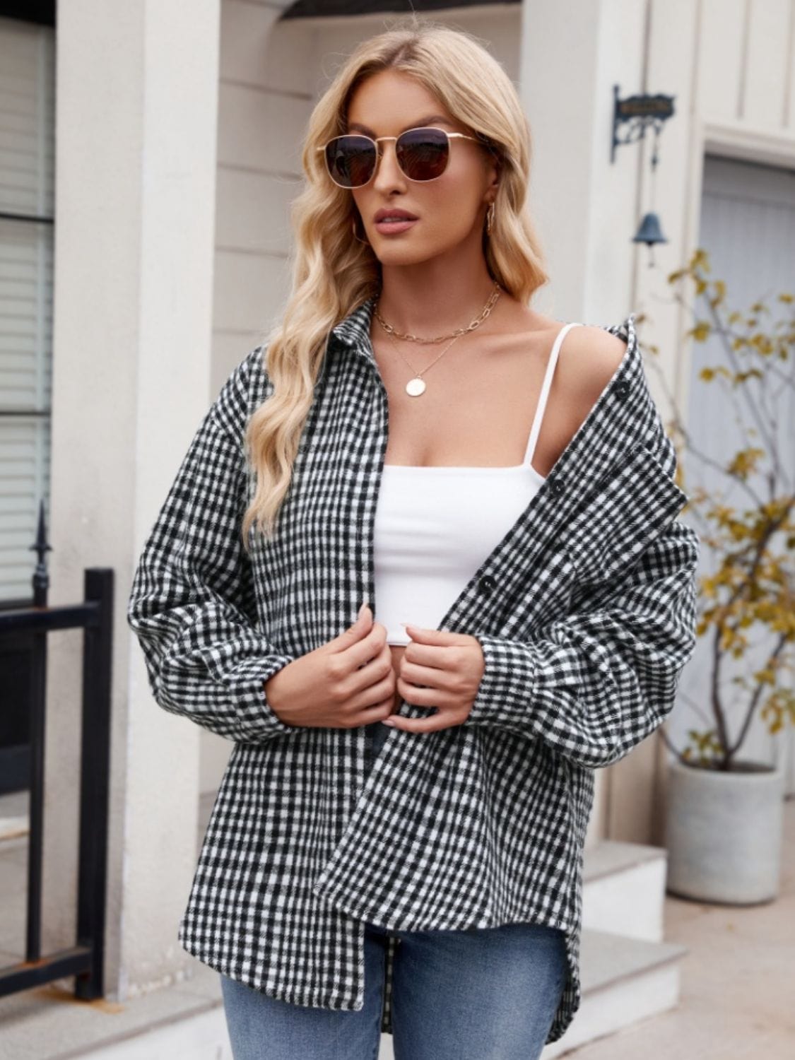 Trendsi Fall Pocketed Plaid Collared Neck Long Sleeve Shirt Pocketed Plaid Collared Neck Long Sleeve Shirt