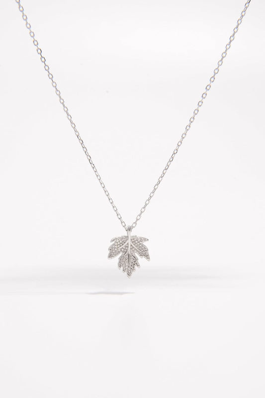 Trendsi Fall Silver / One Size 925 Sterling Silver Zircon Maple Leaf Necklace 925 Sterling Silver Zircon Maple Leaf Necklace