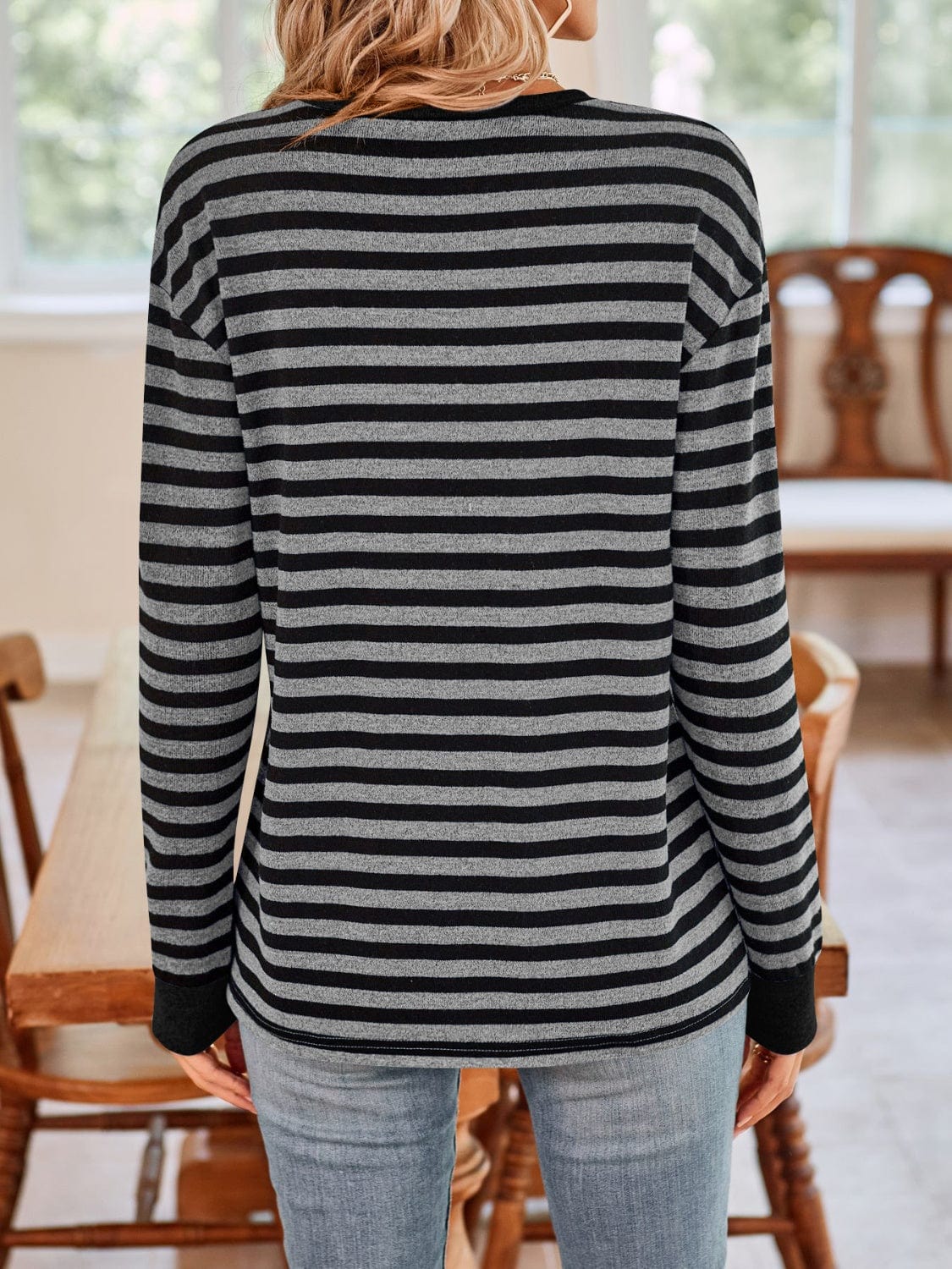 Trendsi Fall Striped Round Neck Long Sleeve T-Shirt Striped Round Neck Long Sleeve T-Shirt