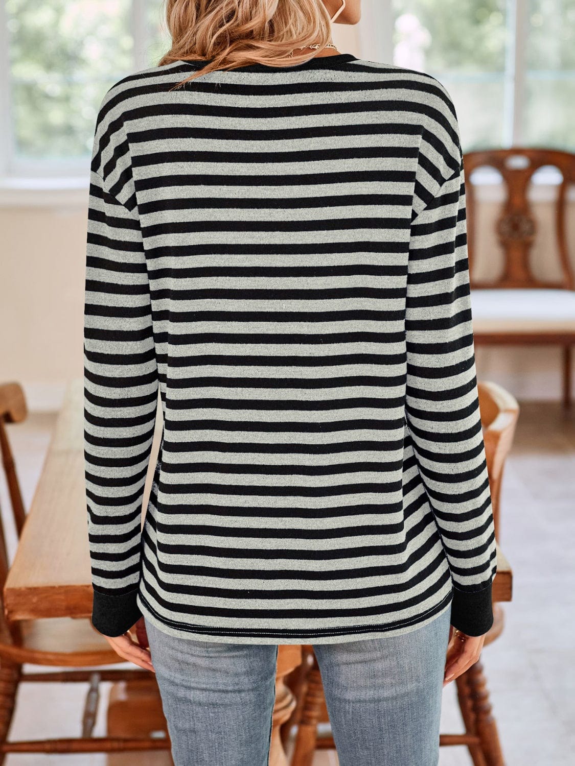 Trendsi Fall Striped Round Neck Long Sleeve T-Shirt Striped Round Neck Long Sleeve T-Shirt
