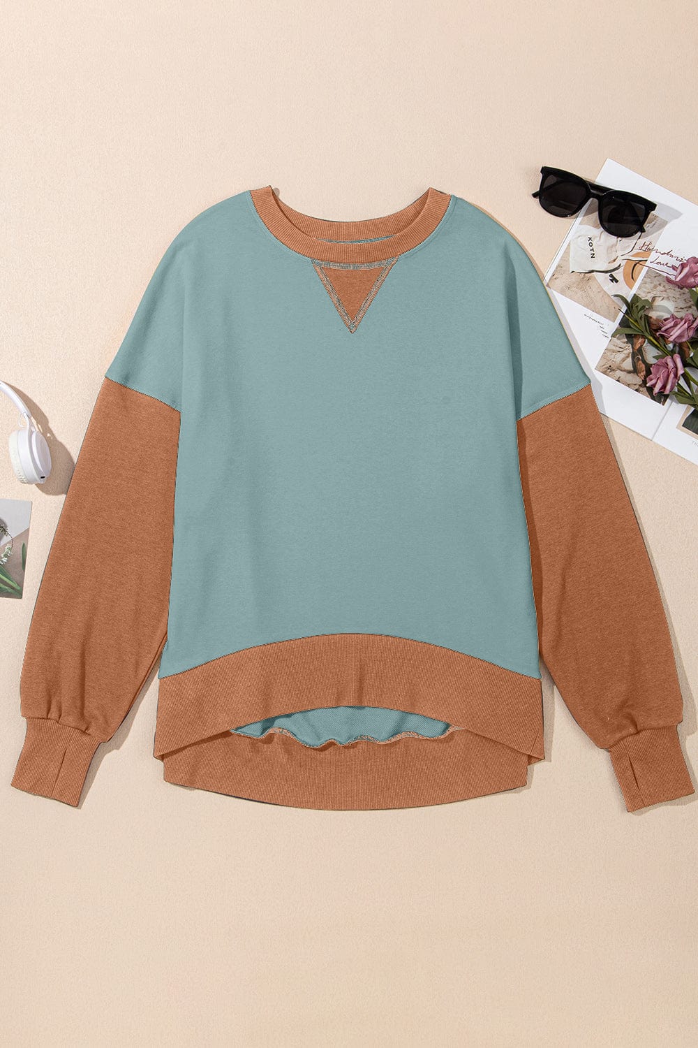 Trendsi Fall Turquoise / S Contrast Round Neck Long Sleeve Sweatshirt Contrast Round Neck Long Sleeve Sweatshirt