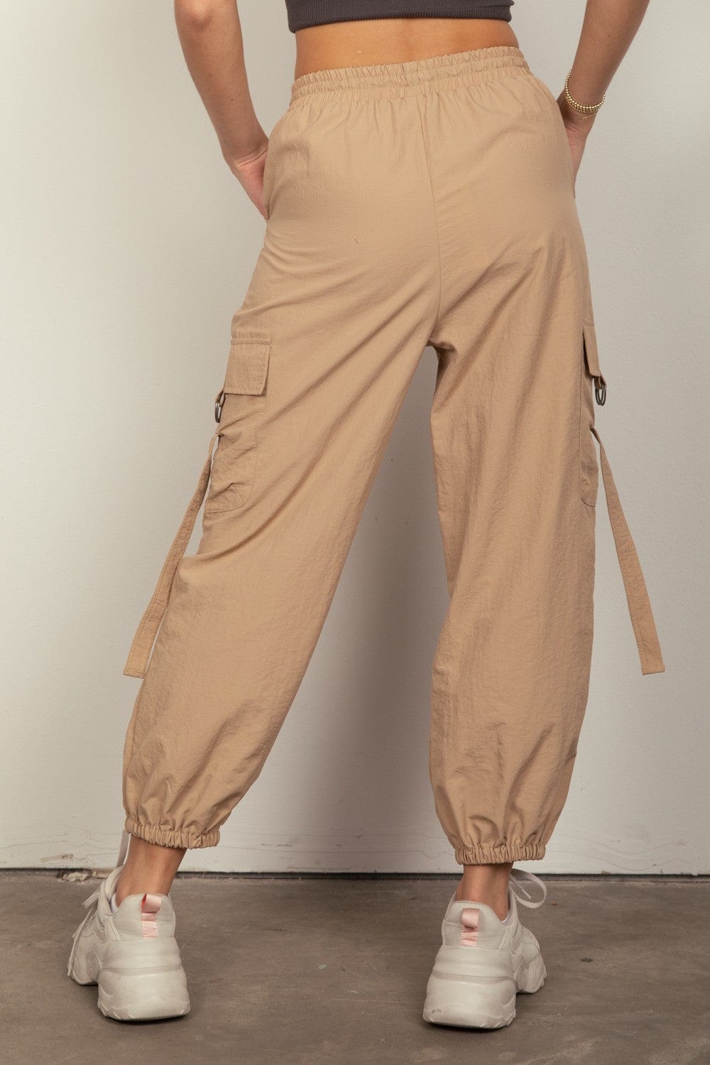 Trendsi Fall VERY J Elastic Waist Woven Cargo Pants VERY J Elastic Waist Woven Cargo Pants